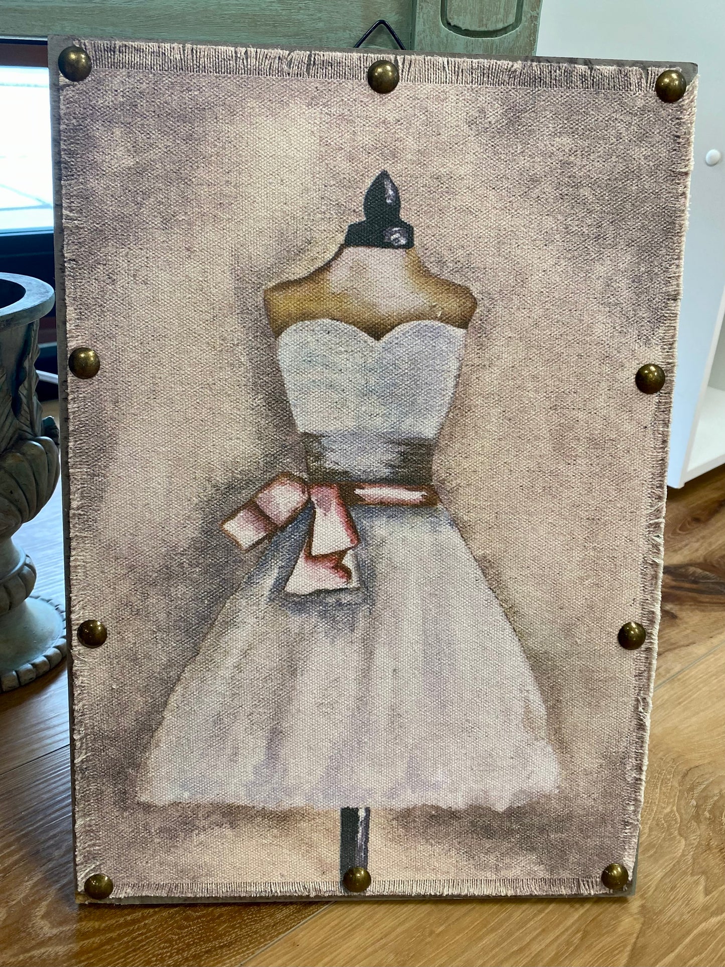 Dressform Picture with Tacks
