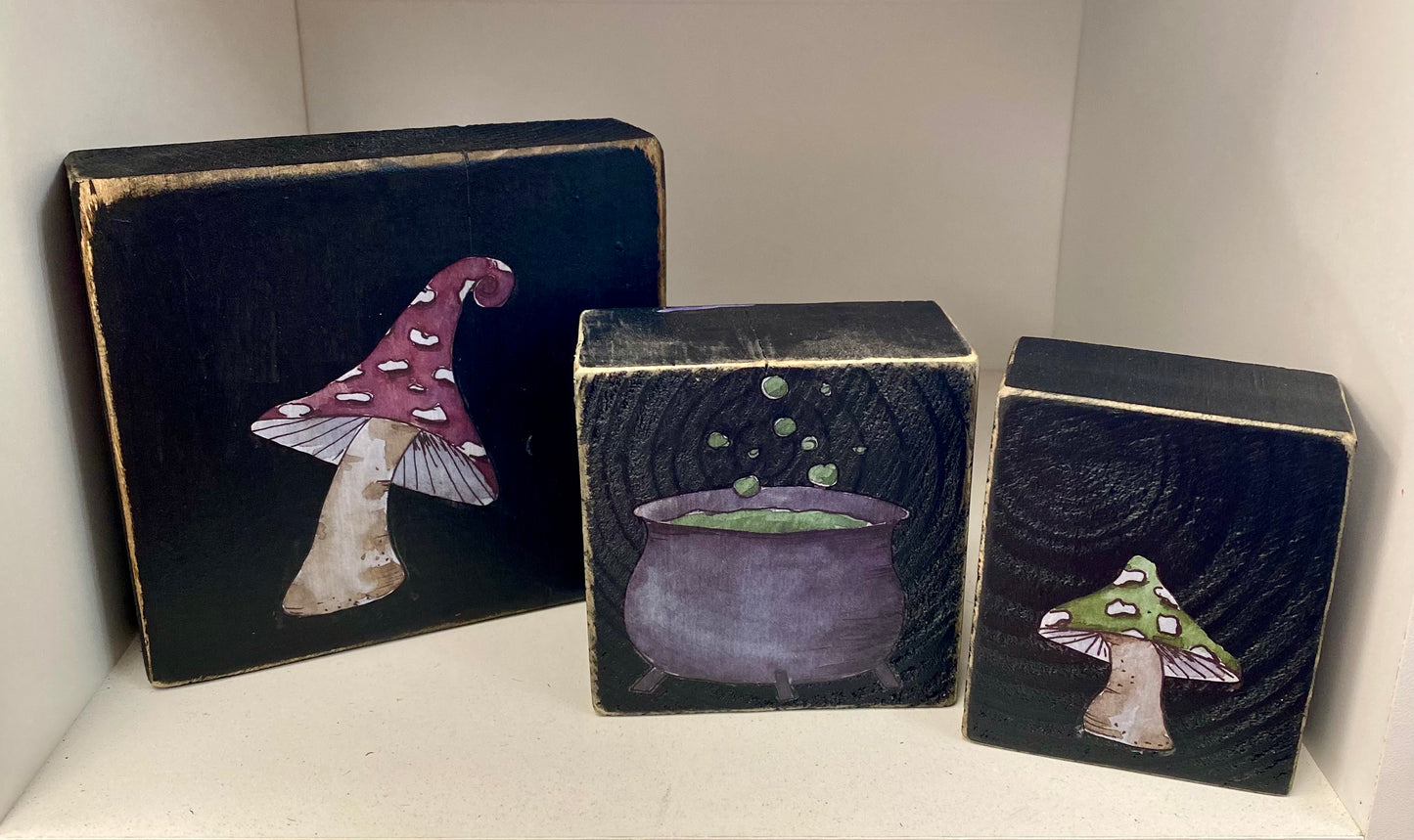 Reversible Wooden Halloween Gnome Shelf Sitter Set